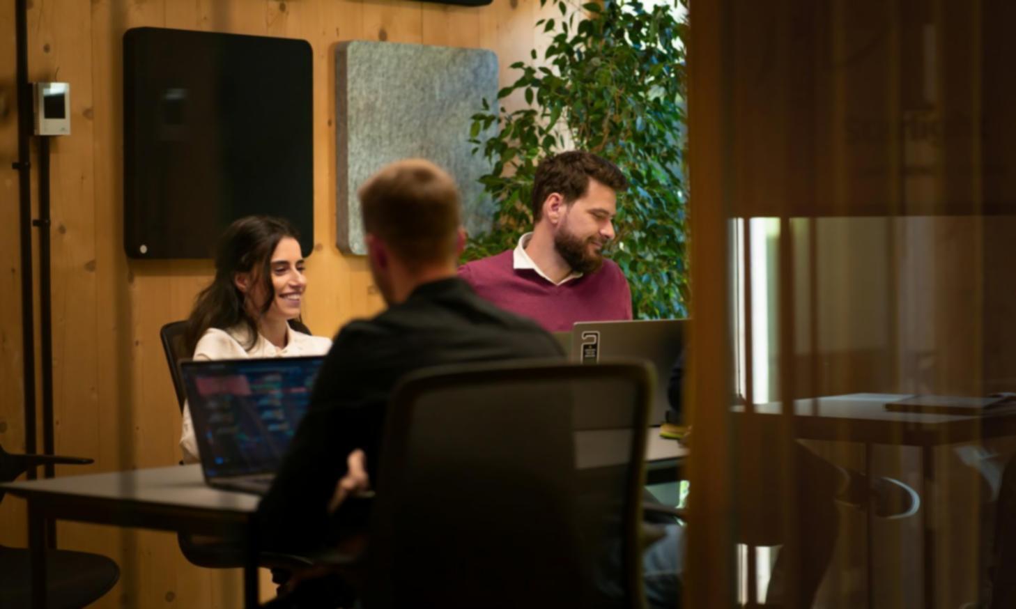 Sesión de formación sobre protocolos de seguridad digital